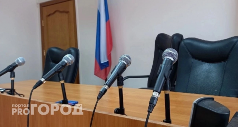 Трое жителей Дзержинска пытались устроить в суде беспредел с алкоголем и ножами
