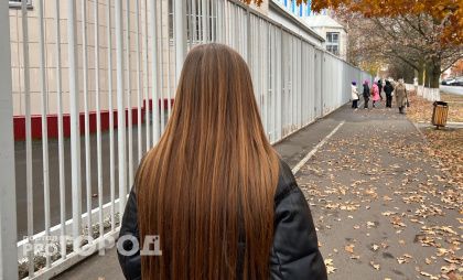 Волосы больше не выпадают клоками: осенью использую один натуральный продукт — теперь стали волосы гуще