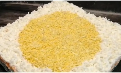 Прощай, «Оливье»: готовлю на Новый год-2026 салат «Без мяса и колбасы» — вкусно, экономно и гости сыты