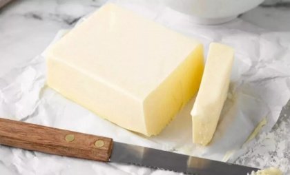 Смело берите 6 пачек – внутри чистые сливки: лучшие марки сливочного масла по версии Росконтроля