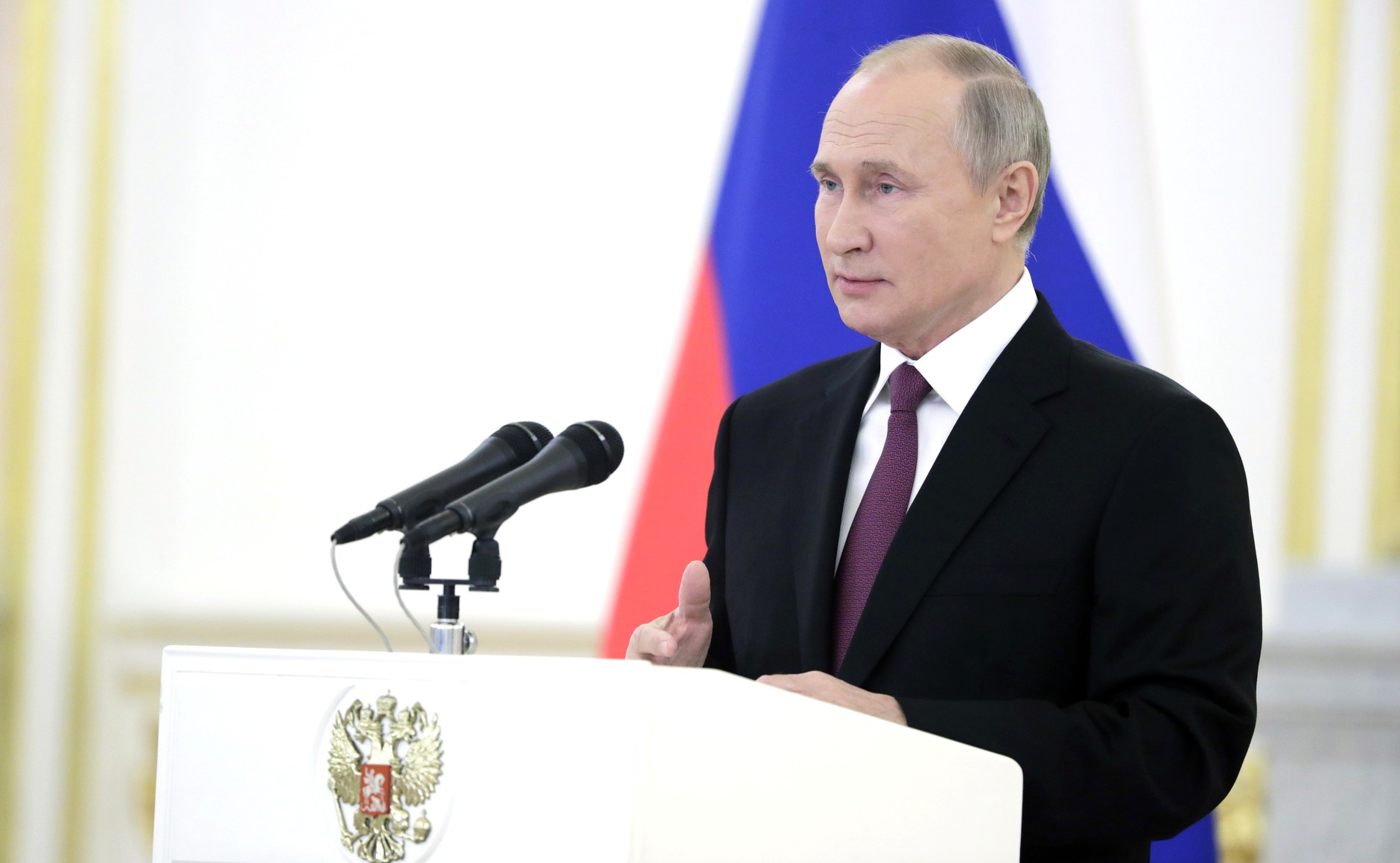 Владимир Путин расскажет о своей ревакцинации 16-18 ноября 