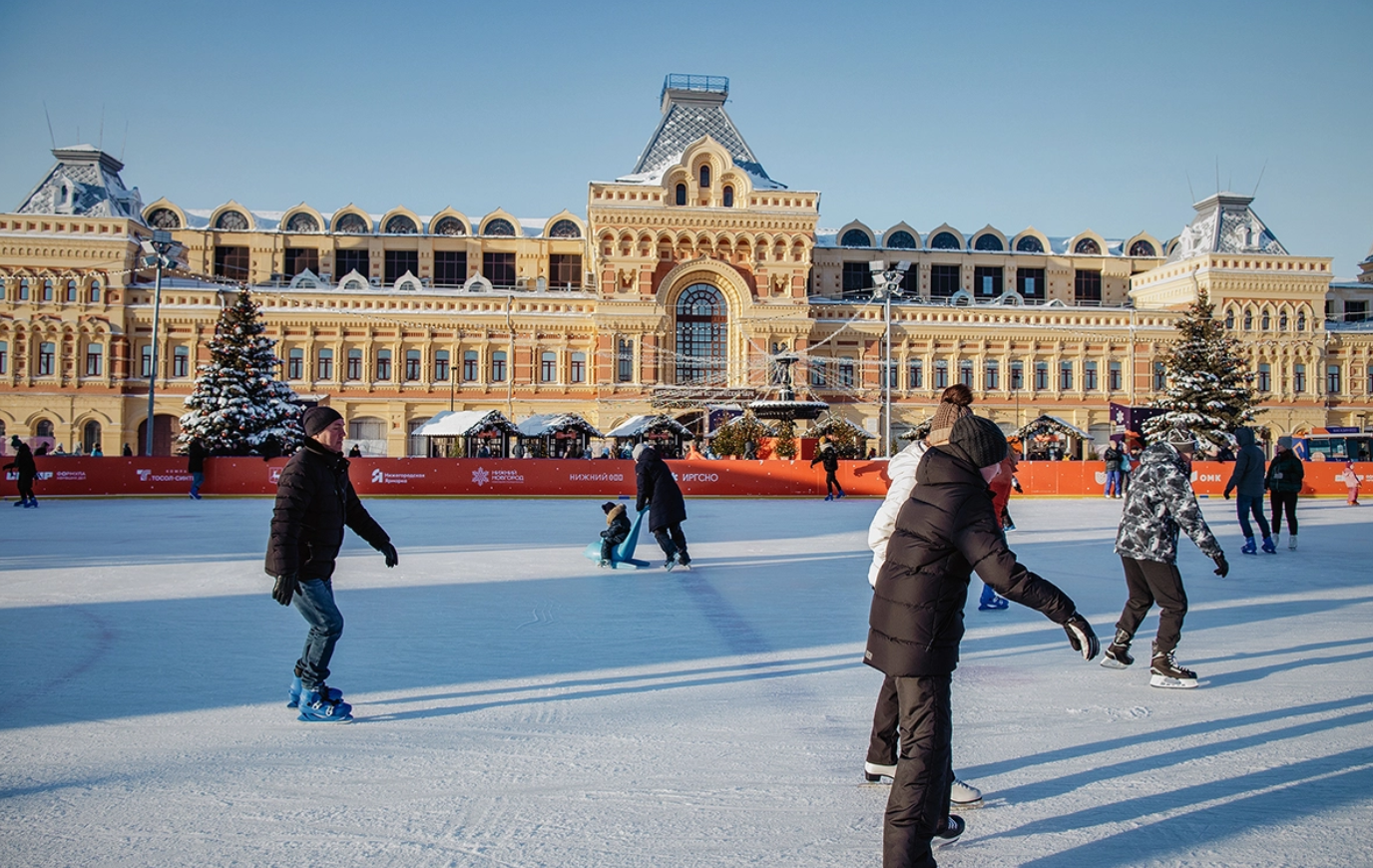 Катков нижний новгород. Каток на Ярмарке в Нижнем Новгороде 2022. Нижегородская ярмарка Нижний Новгород каток. Нижегородская ярмарка каток. Каток на Ярмарке Нижний Новгород.