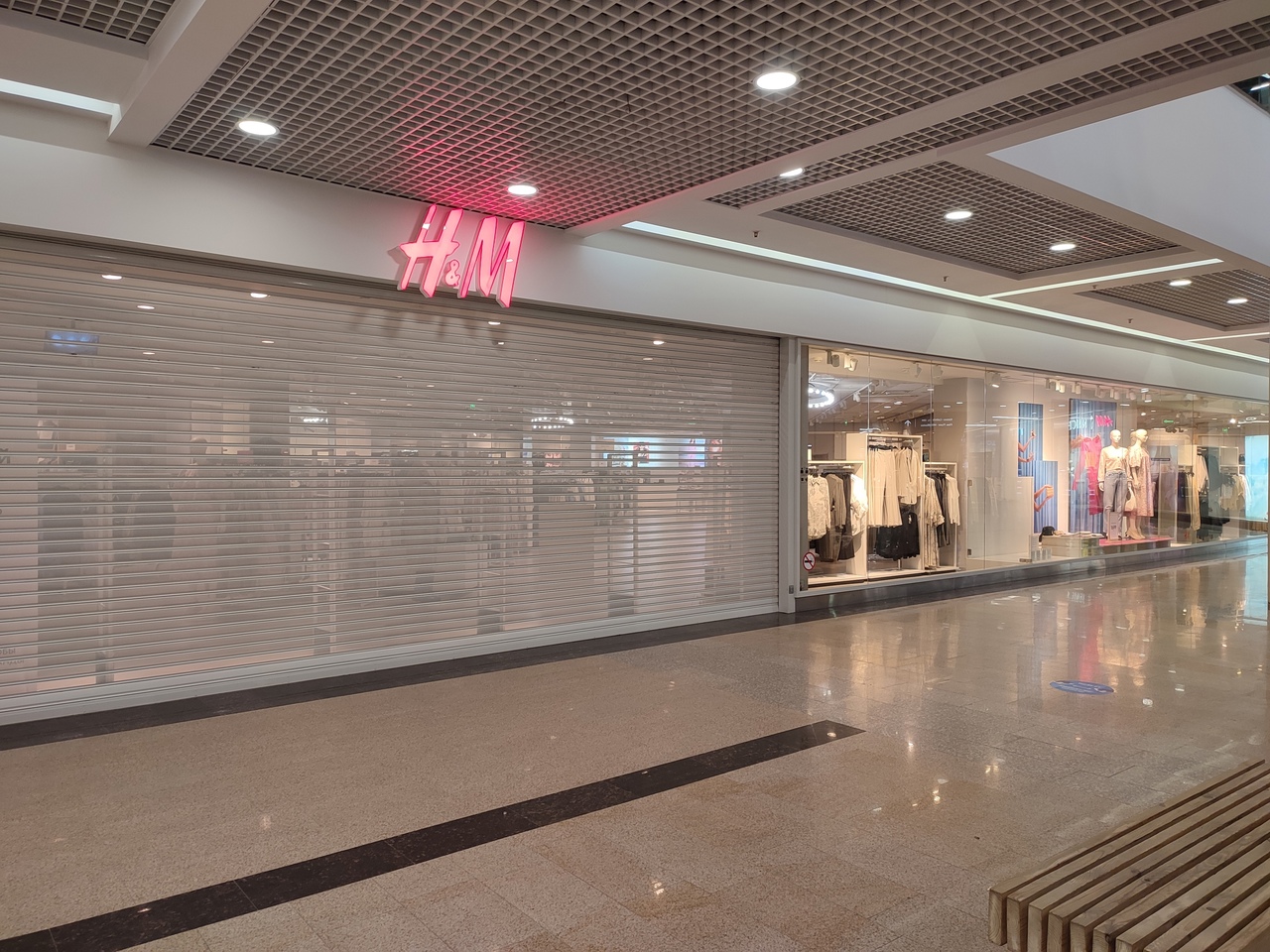 Магазин «H&M» закрылся Нижнем Новгороде из-за санкций