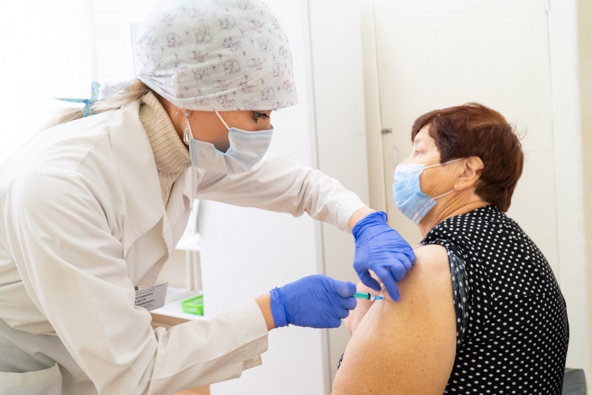 В Нижегородской области введена обязательная вакцинация для людей старше 60 лет