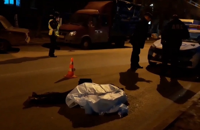 Человека насмерть сбили на Сормовском повороте в Нижнем Новгороде