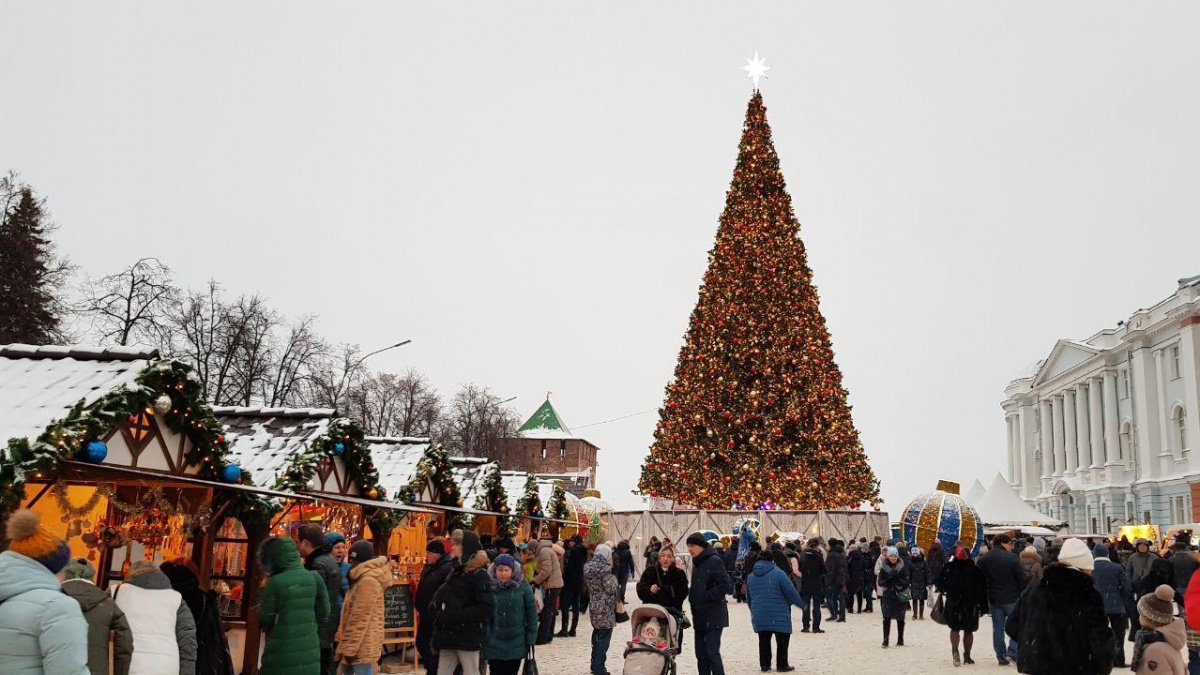 Власти организуют приезд в Нижний Новгород 250 тысяч туристов на Новый год