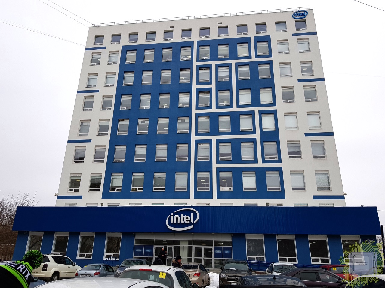 Intel продолжит работать в Нижнем Новгороде, несмотря на санкции