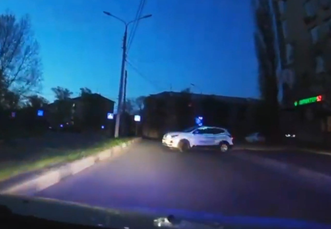 В Нижнем Новгороде гонщику прострелили колесо