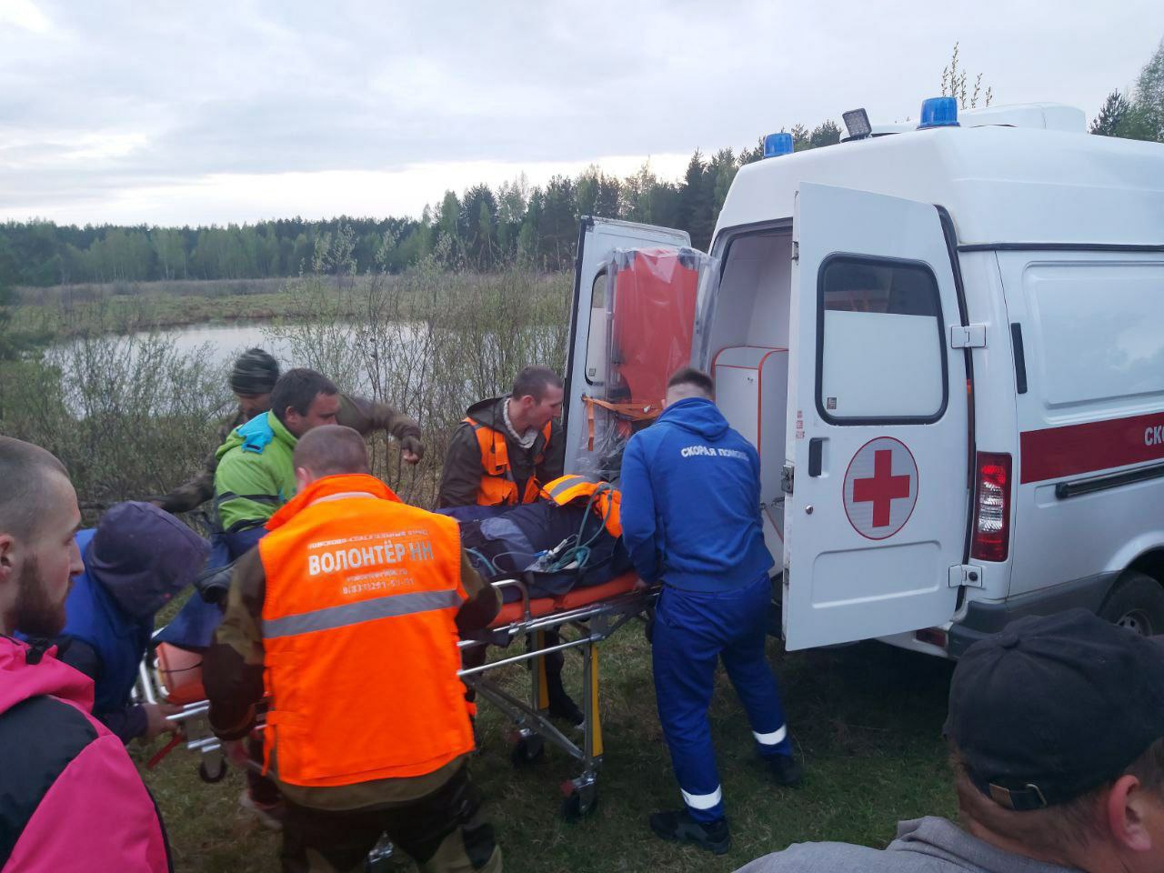 Пропавший в Нижегородской области мужчина найден живым, но умер по дороге в больницу