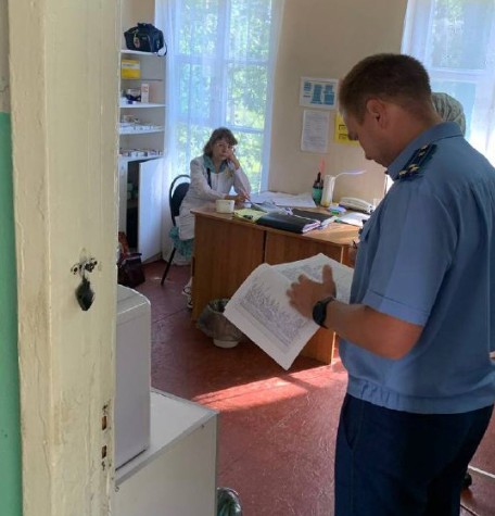 Сразу десять детей обратились к врачам в загородном лагере в Нижегородской области
