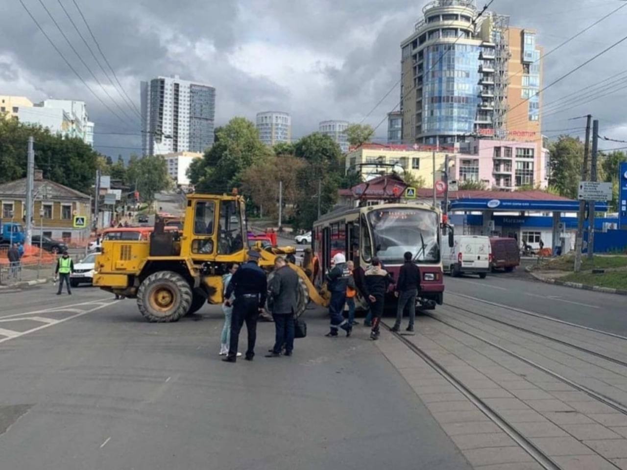 В центре Нижнего Новгорода трамвай сбил пешехода