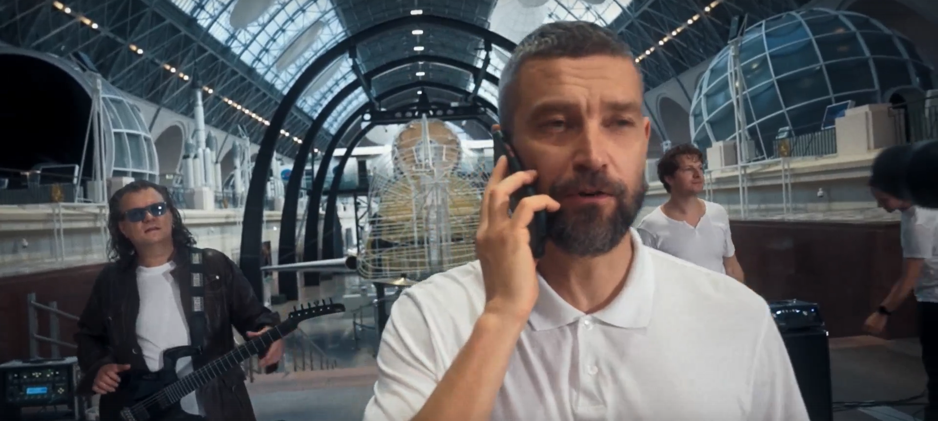 Нижегородская группа "Uma2rmaH" сняла первый в России клип в космосе