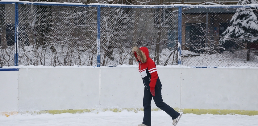 Во дворах Нижнего Новгорода появятся тренеры по катанию на коньках