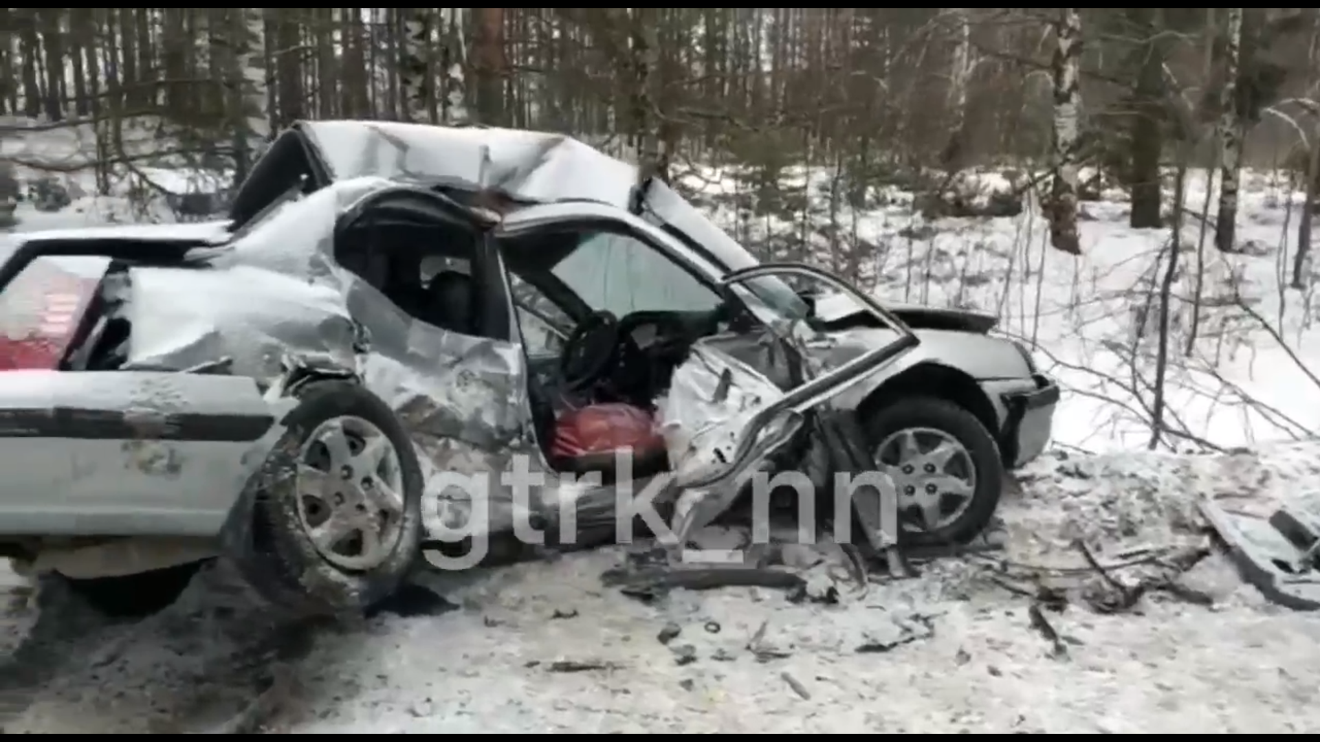 Трое пострадали в аварии на заснеженной дороге в Павловском районе