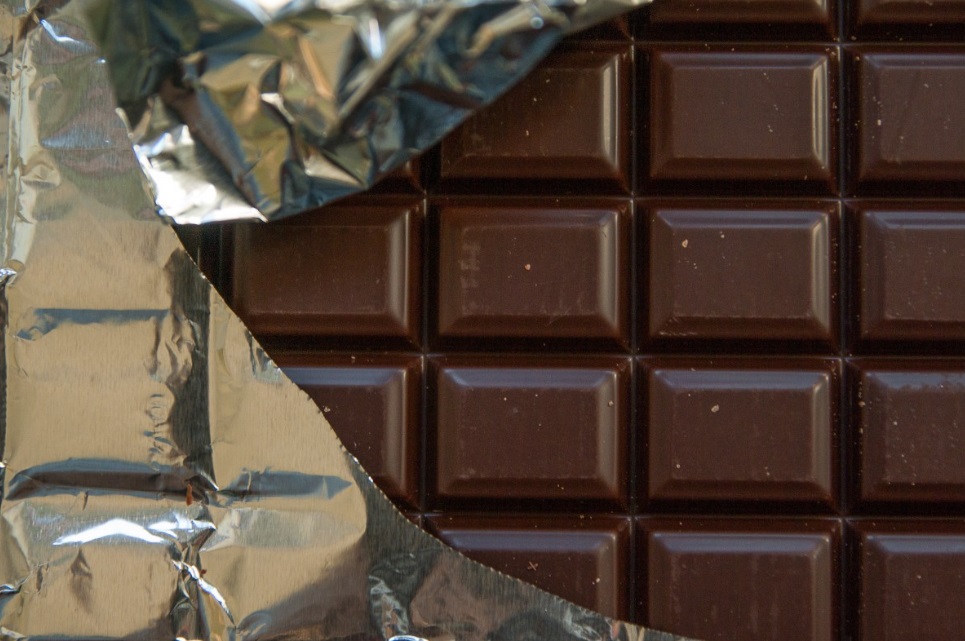 Бегите, если увидите этот шоколад в магазине: Росконтроль нашел кишечную палочку