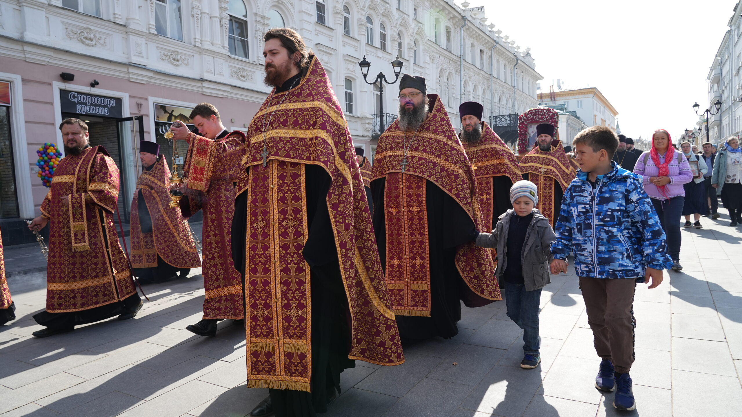 Нижегородцы пройдут крестным ходом по центру города в честь православного праздника