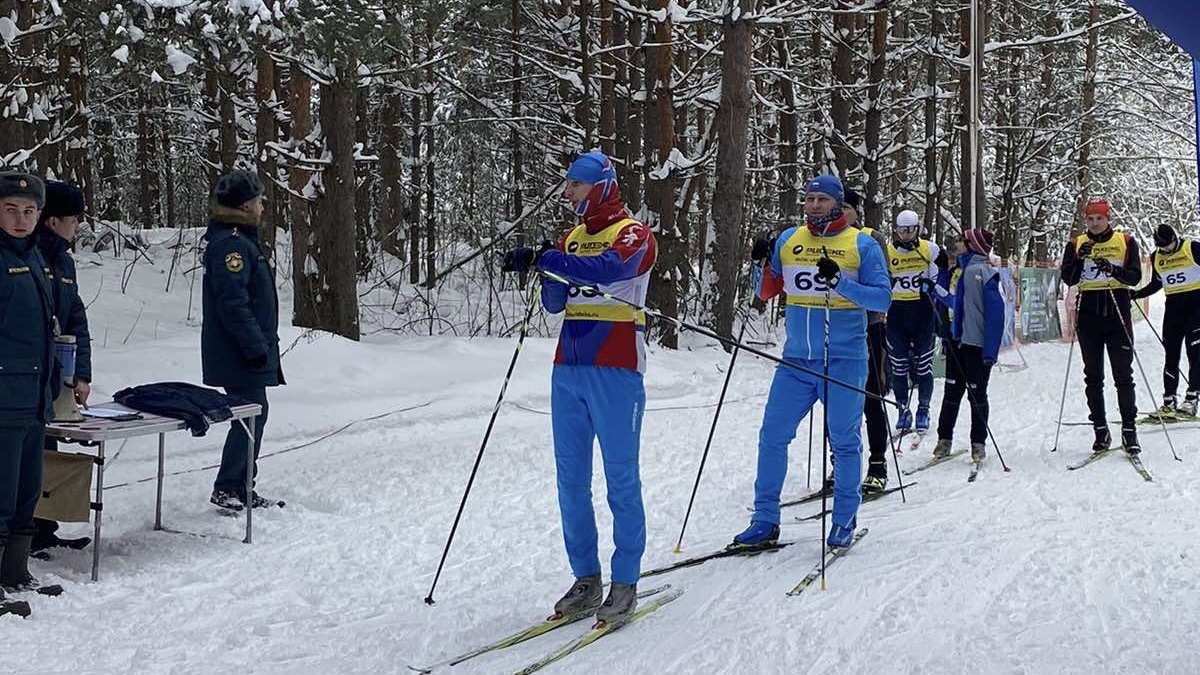 Нижегородские пожарники сразились в лыжных гонках
