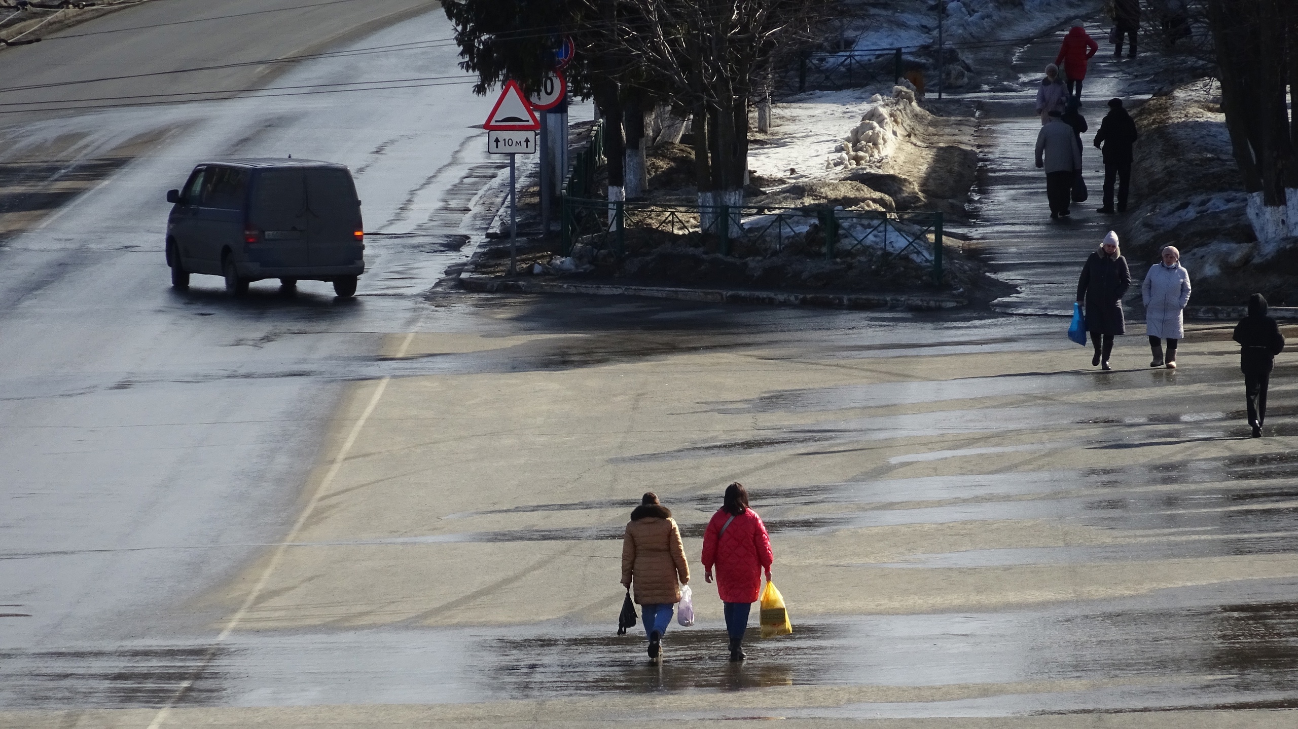 Без осадков, но с гололедицей: какая погода ждет нижегородцев к концу недели