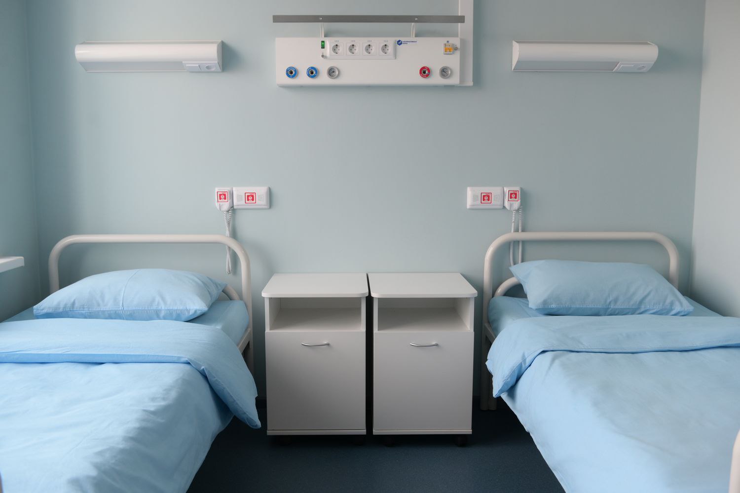 Новые кровати и мягкий инвентарь закупили для 2-го хирургического отделения ГКБ №40