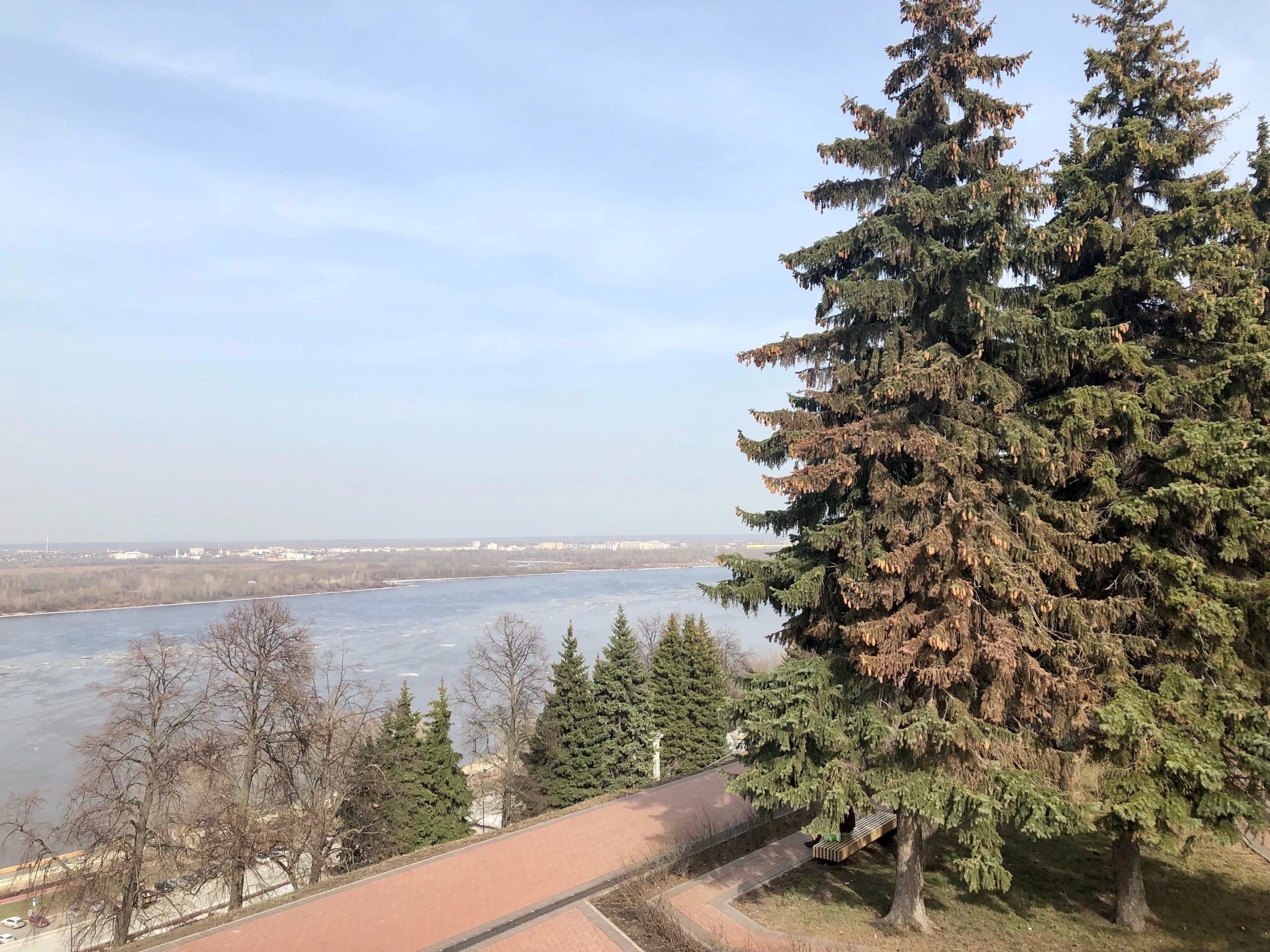 Весеннее настроение не покинет жителей Нижнего Новгорода в этот вторник