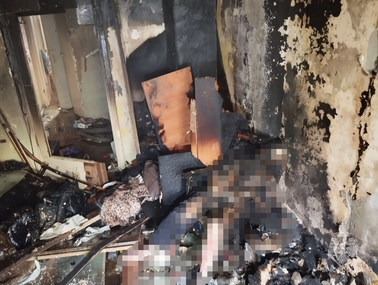 В Володарском районе на пожаре погиб мужчина и пострадала 84-летняя женщина
