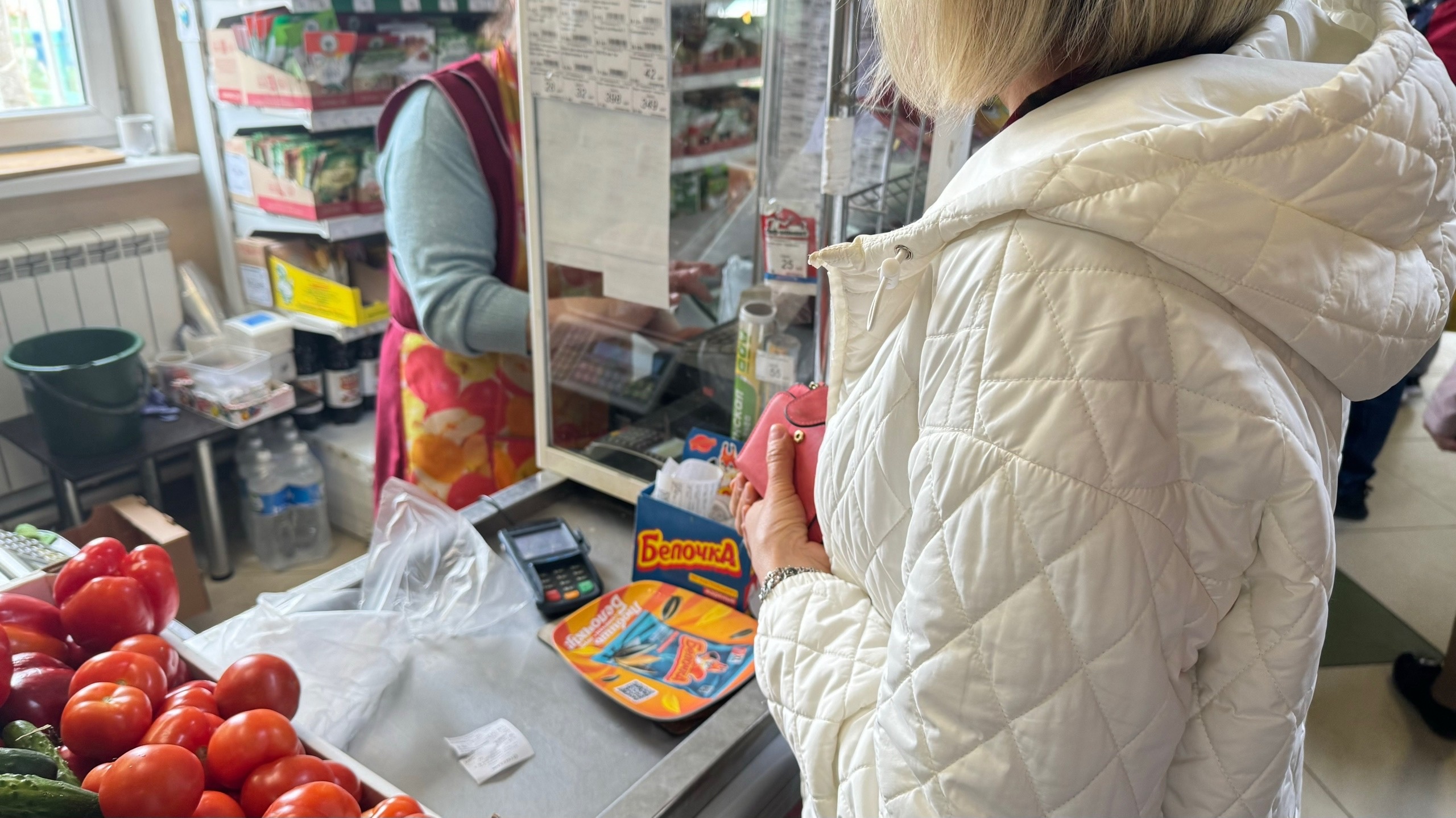 Всем, кто ходит в супермаркет: ни за что не оставляйте чеки на кассе, вот как вас могут обмануть