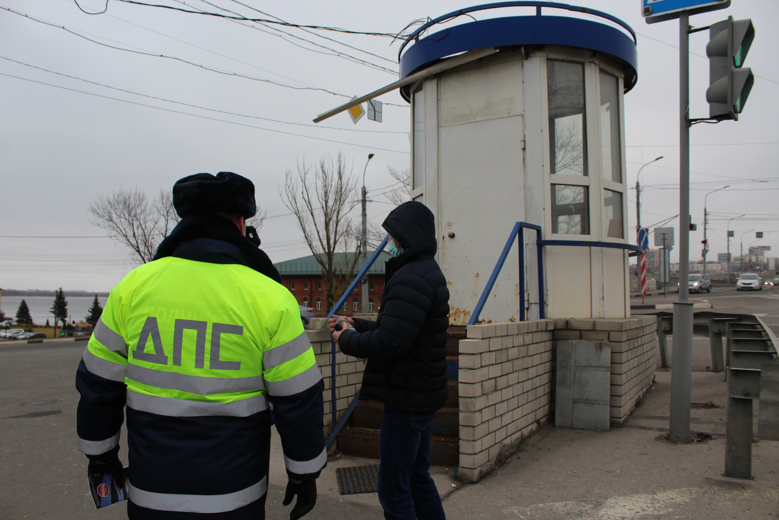 Нижегородские водители получили "подарки" от пьяных двойников: штрафы и лишение прав