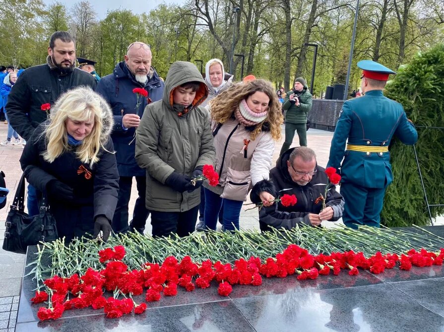 Иностранцы, переехавшие в Нижегородскую область, побывали на Параде Победы 
