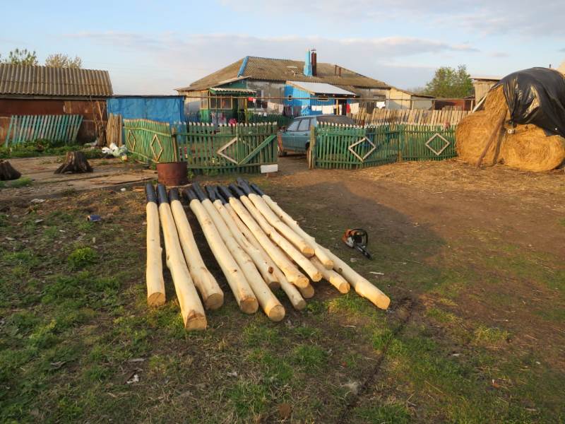 К жителю Бутурлинского района нагрянула полиция за попытку построить сарай