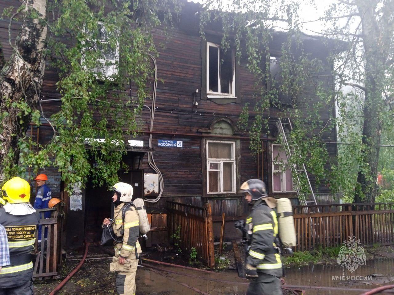 В Балахне во время грозы молния ударила в деревянный дом