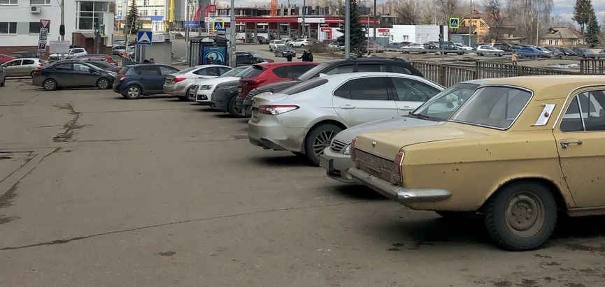 Из-за саммита БРИКС в Нижнем Новгороде на пять дней станет меньше парковочных мест