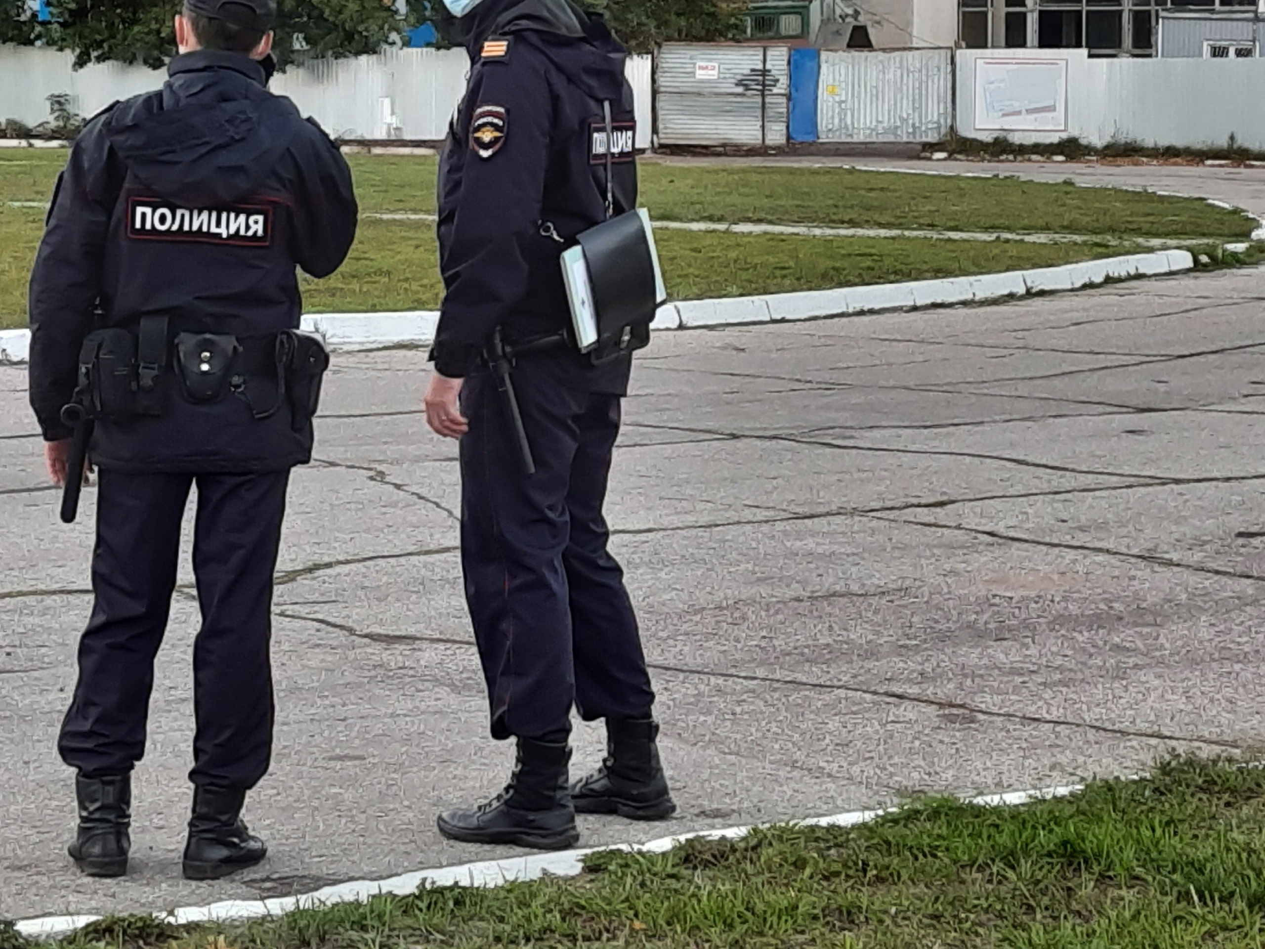 Полицейский из Нижнего Новгорода решил не разнимать смертельную драку и попал под суд