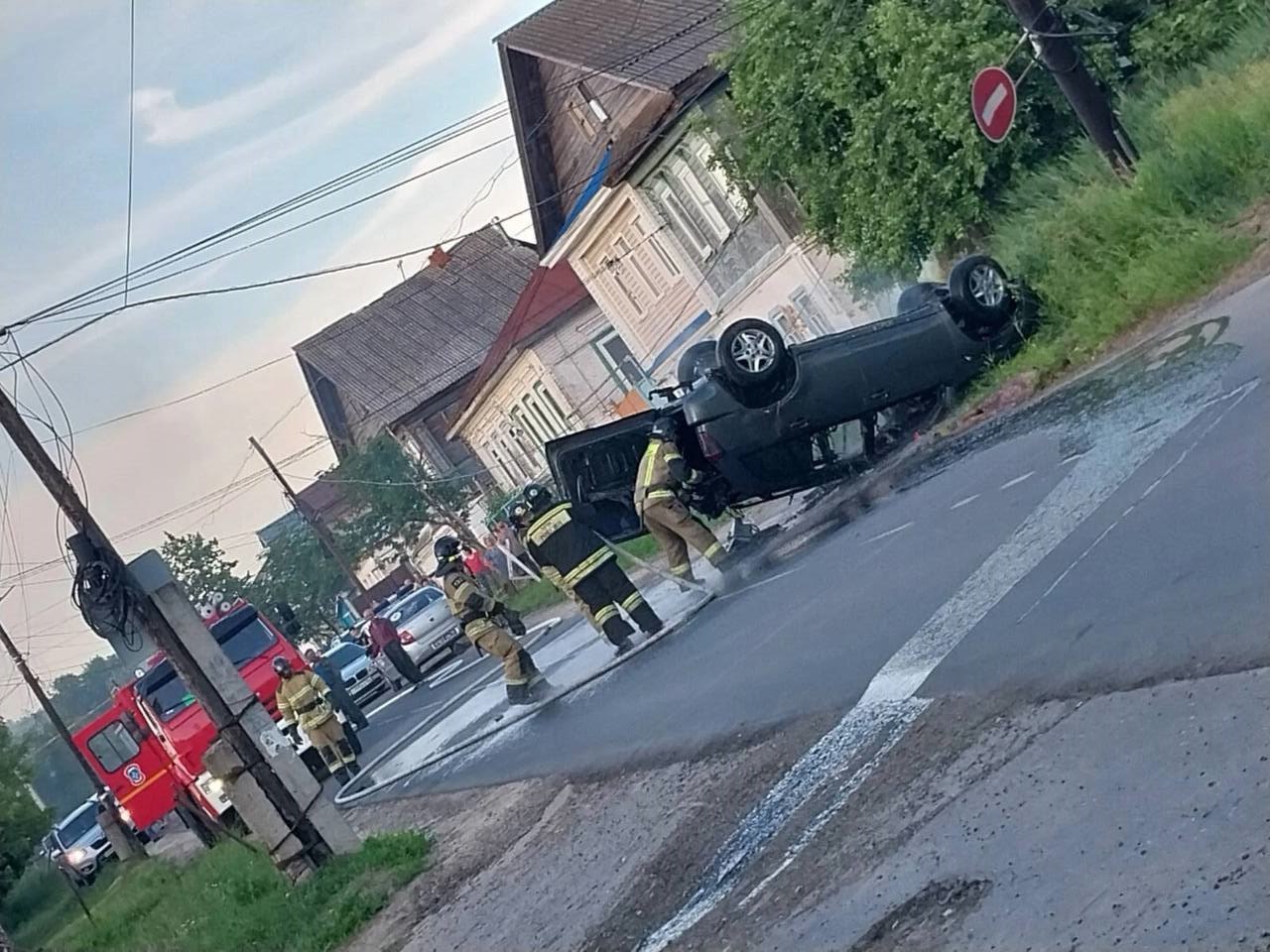 Полицейская погоня в Лысково завершилась опрокидыванием и возгоранием автомобиля