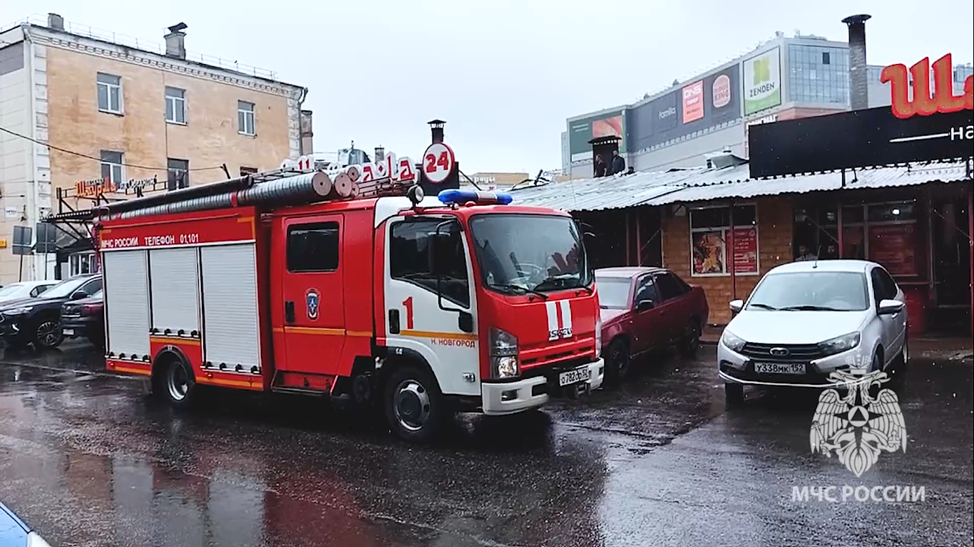 17 пожарных тушили кафе в Нижнем Новгороде