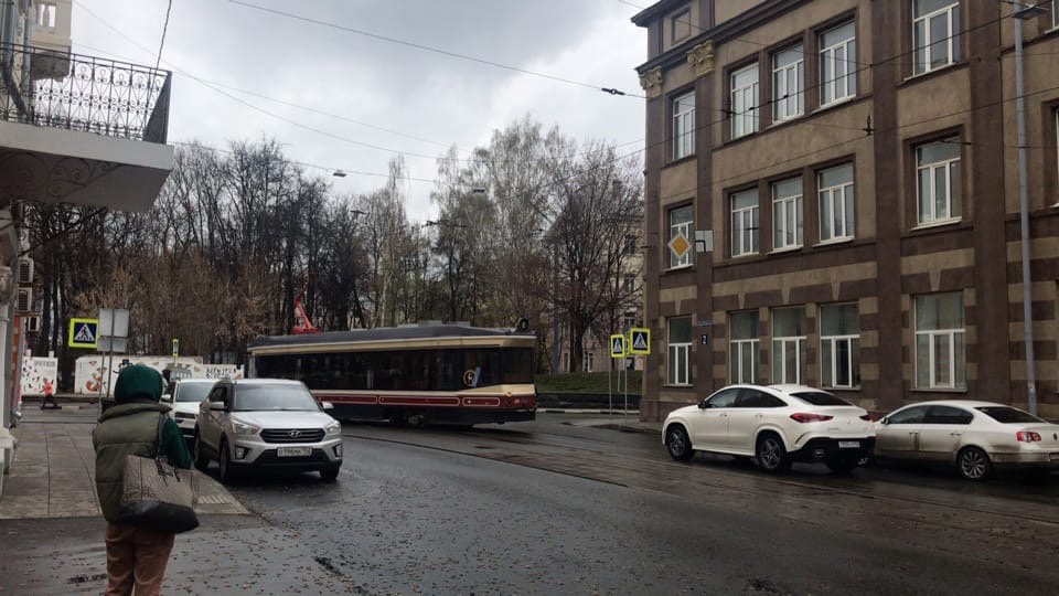 В центре Нижнего Новгорода ограничат движение из-за сооружения трамвайных путей