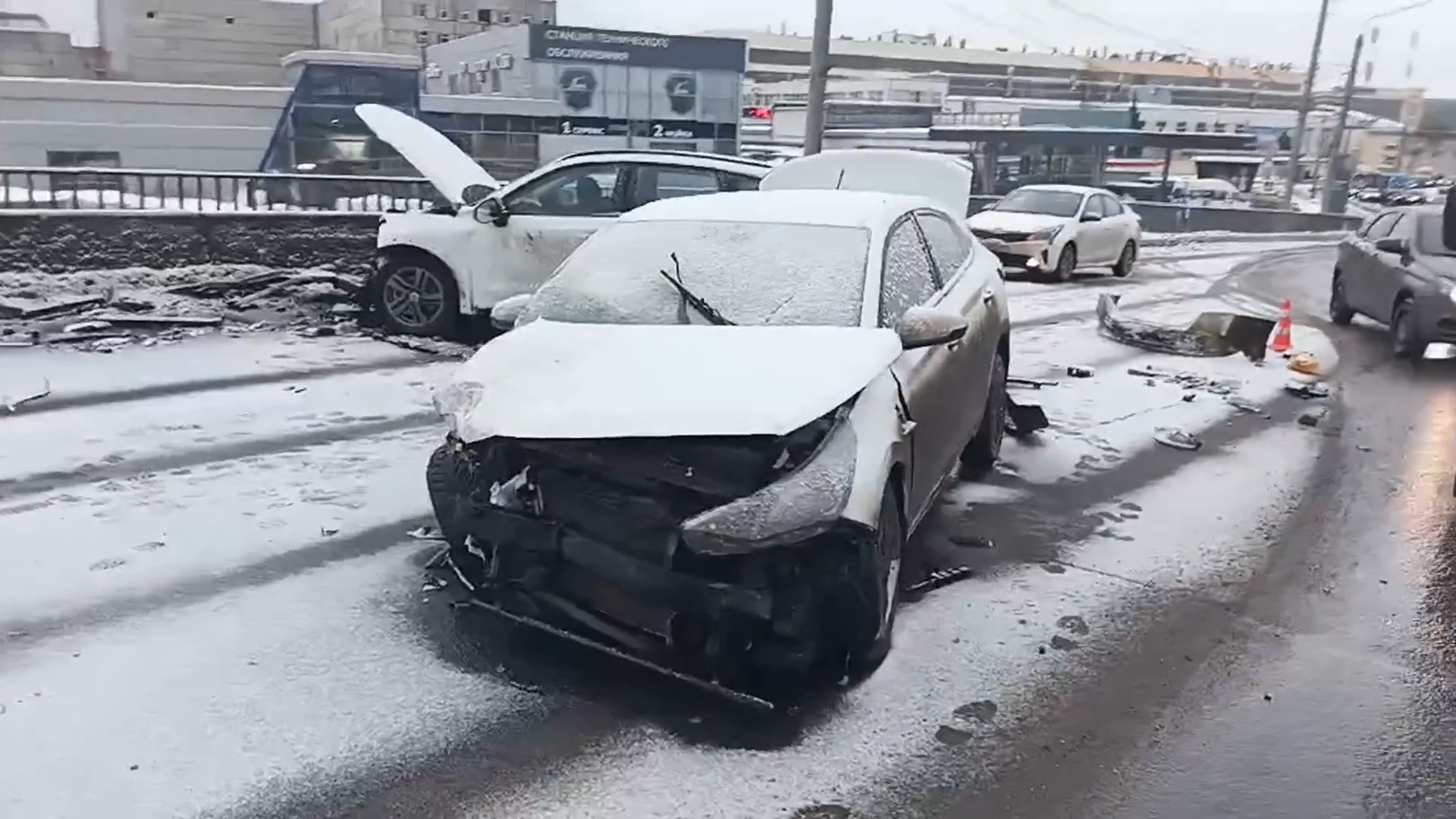 Массовое ДТП с пострадавшими создало пробку в Нижнем Новгороде