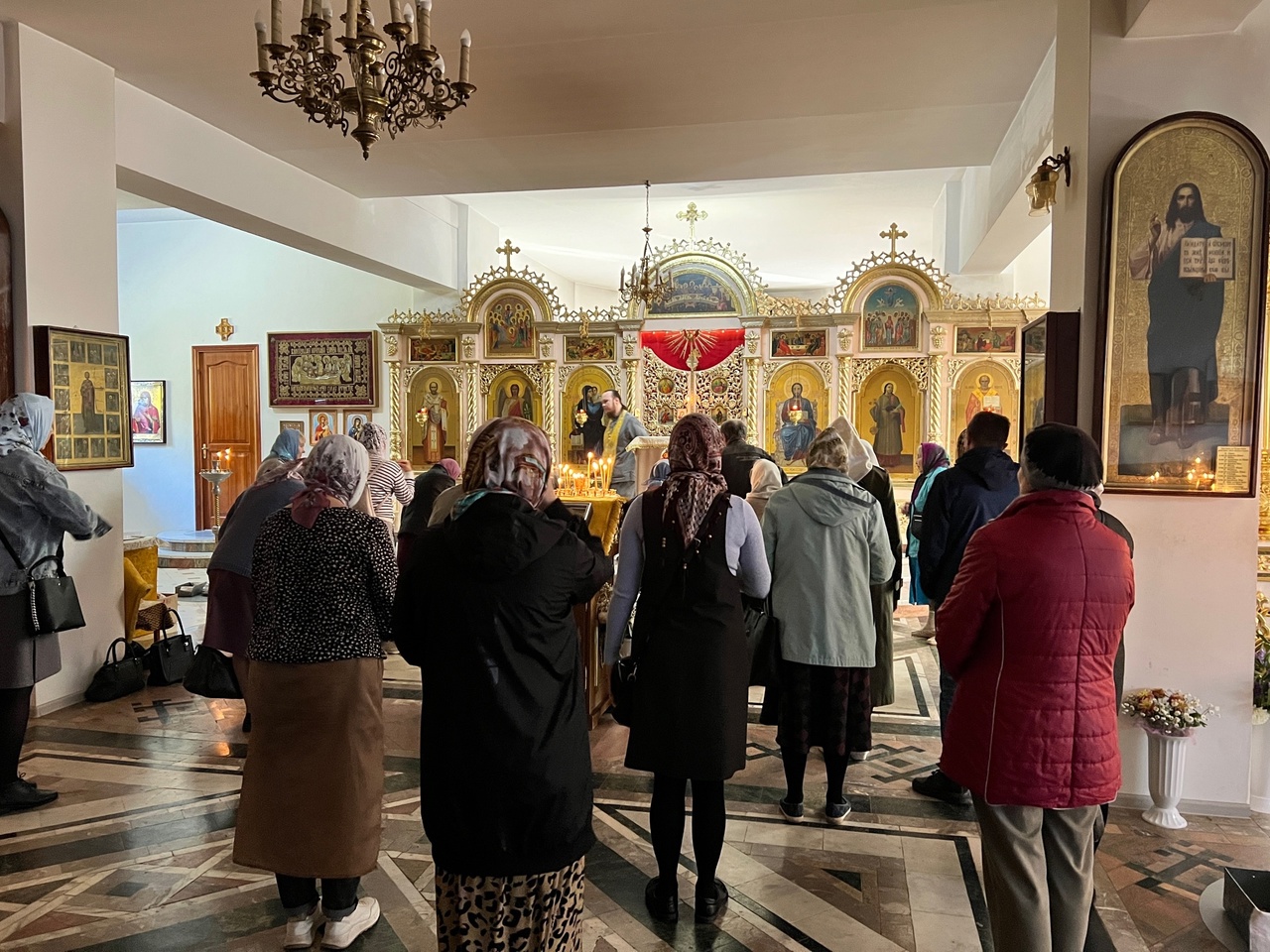 Пожарные напомнили нижегородцам правила безопасности в Рождество 