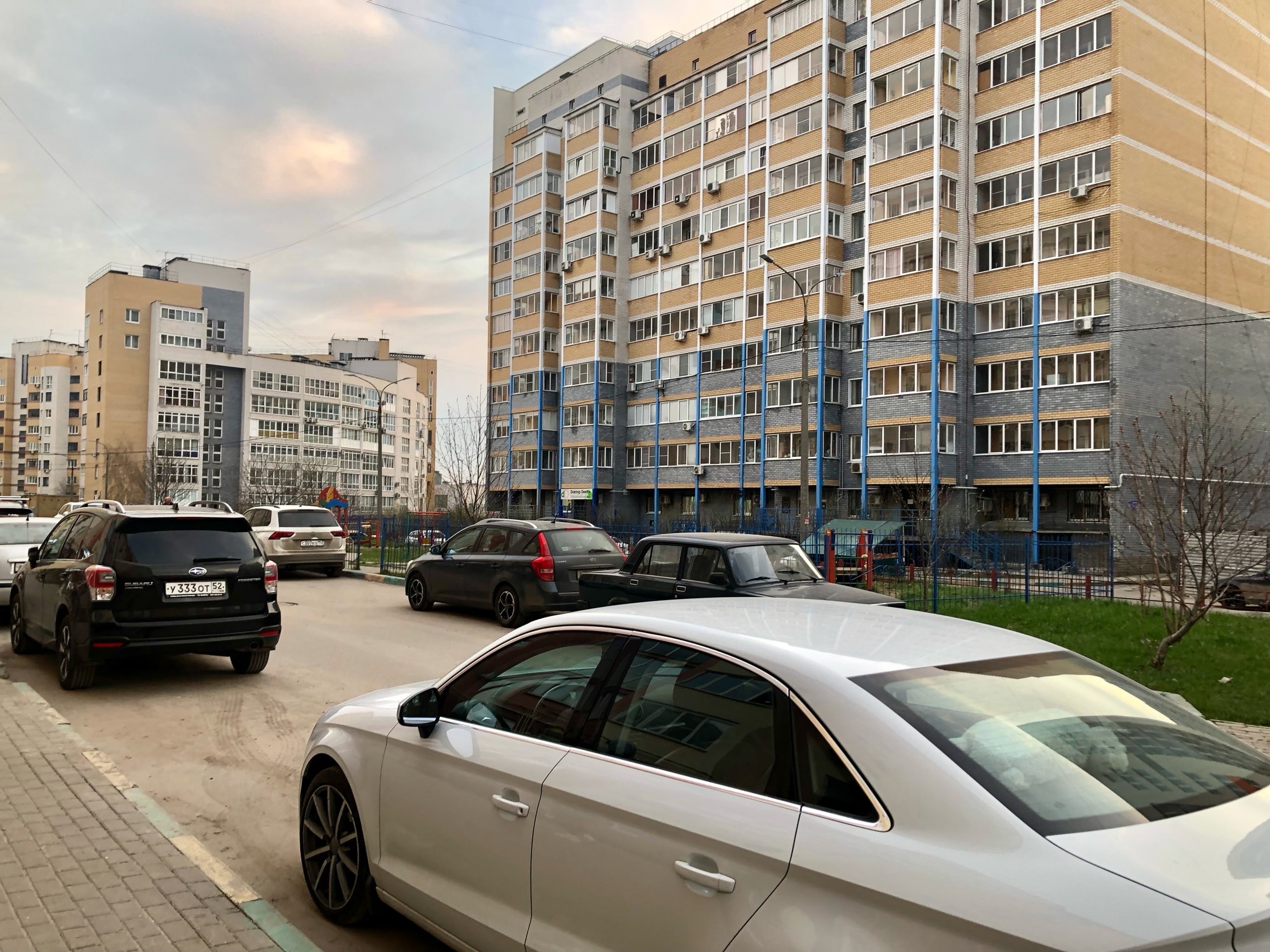 Нижегородские депутаты решили пополнять областной бюджет за счет продажи "красивых" номеров авто