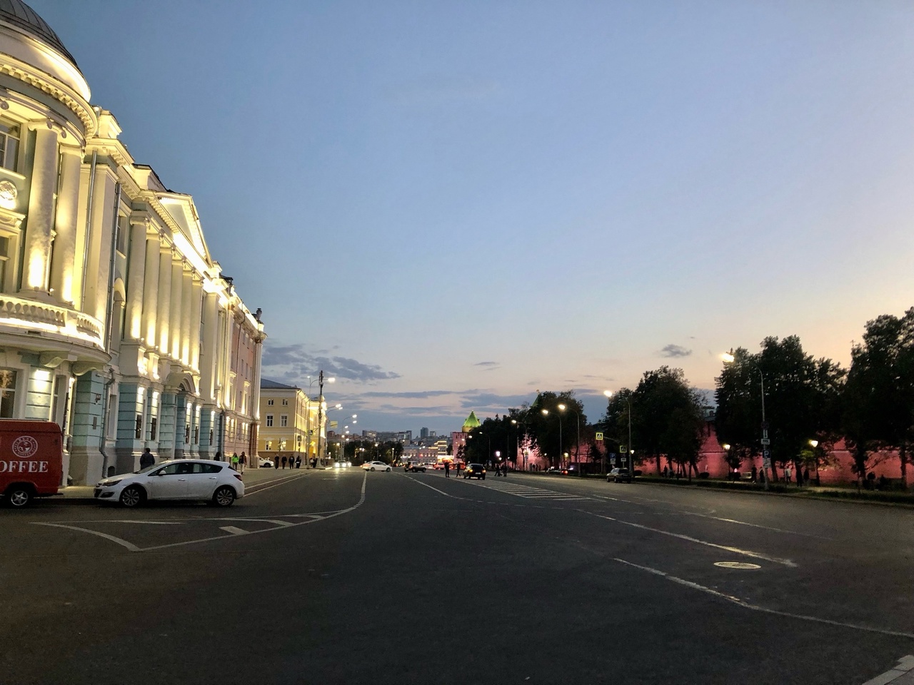 В Нижнем Новгороде с завтрашнего дня начнут перекрывать улицы для подготовки к празднику