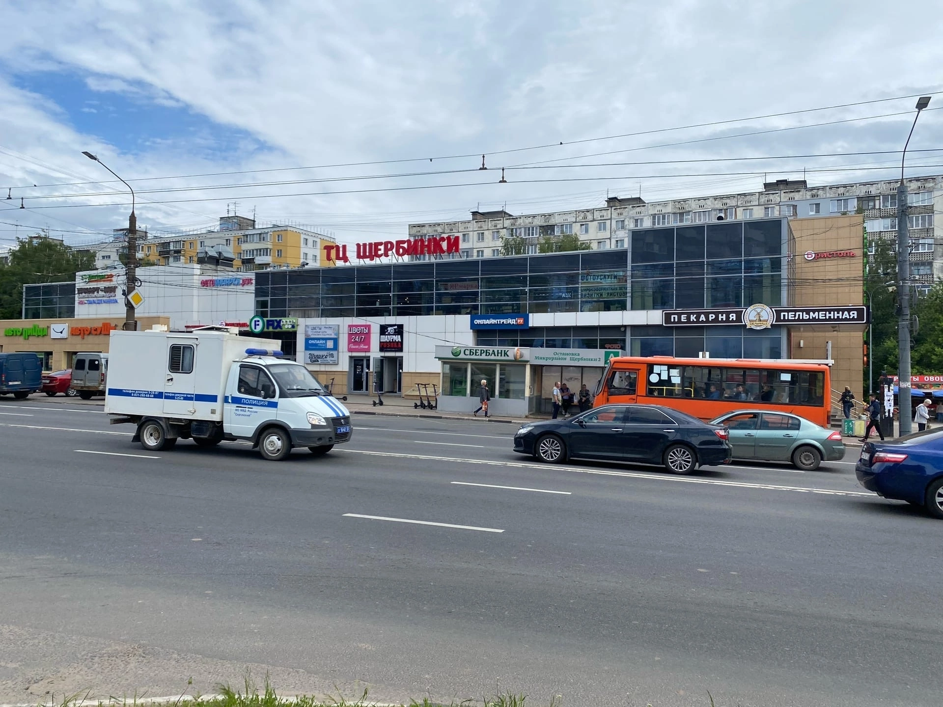 В Автозаводском и Сормовском районах поймали иностранцев с фейк-прописками