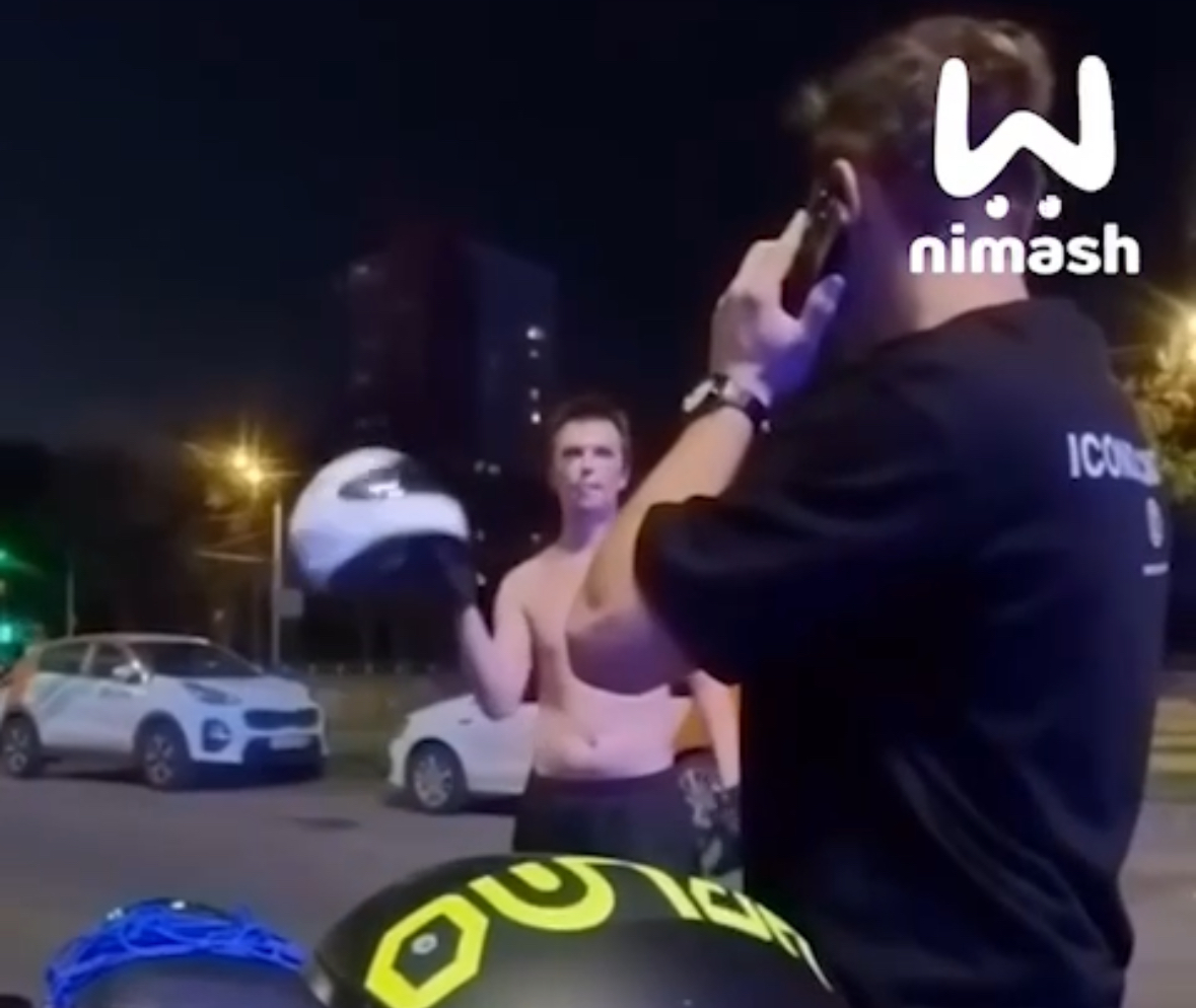 В Нижнем Новгороде пьяный мужчина попытался угнать мотоцикл и напал на владельца