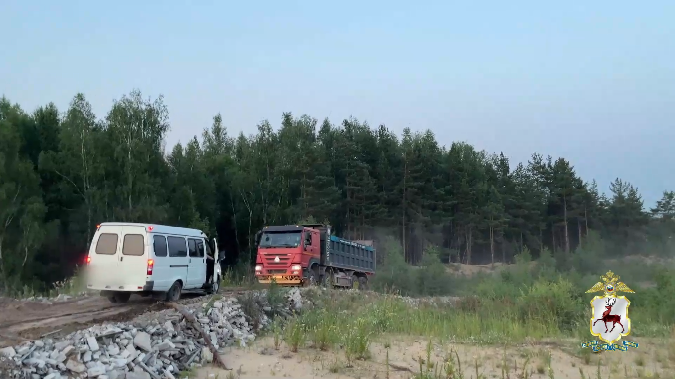 В Дзержинске украли 10 000 тонн песка