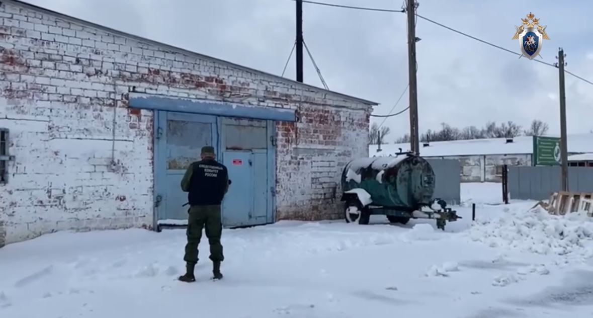 Начальник богородского мясокомбината устроил "притон" из иностранцев, которые жили и работали без документов