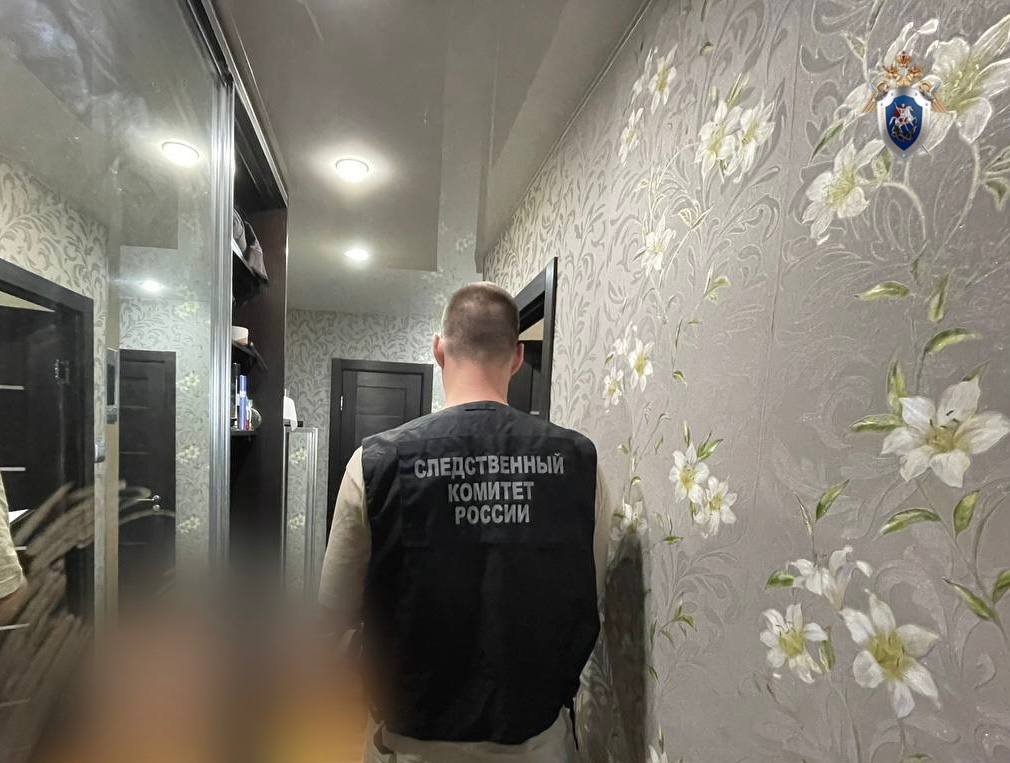 В Московском районе мужчина схватился за нож, ощутив в сердце ревность