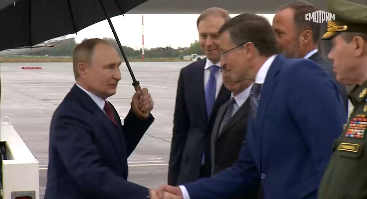 Владимир Путин рассказал о роли атомной отрасли и ядерной безопасности России, когда находился в Сарове