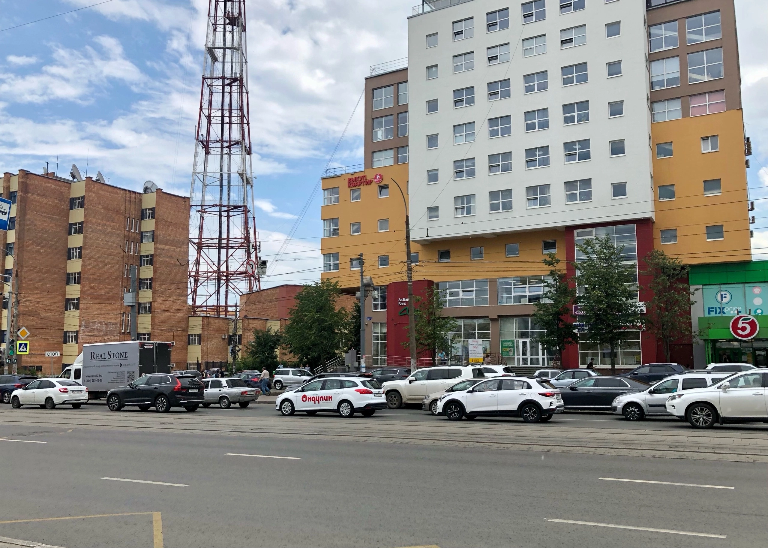 Движение машин теперь будет односторонним на целом проспекте до конца года в Нижнем Новгороде