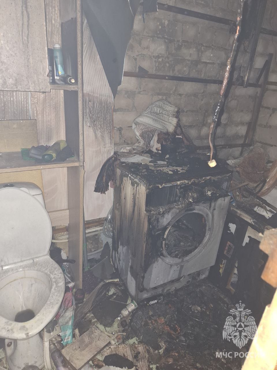 11 человек спасли из пожара на проспекте Гагарина в Нижнем Новгороде