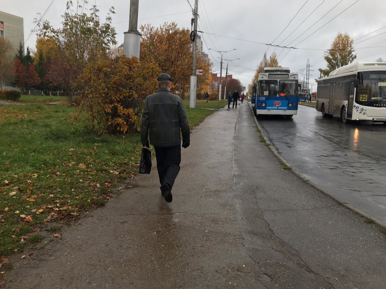 Россиян переводят на трехдневную рабочую неделю: новое решение принято 