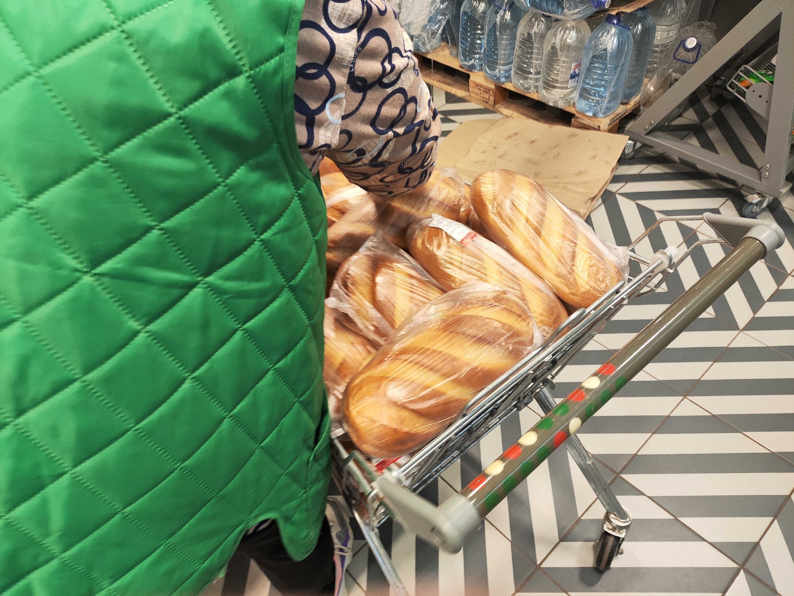 В Нижегородской области нашли почти центнер опасного хлеба